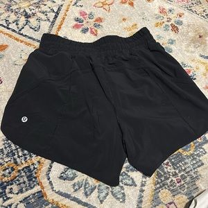LULU SHORTS